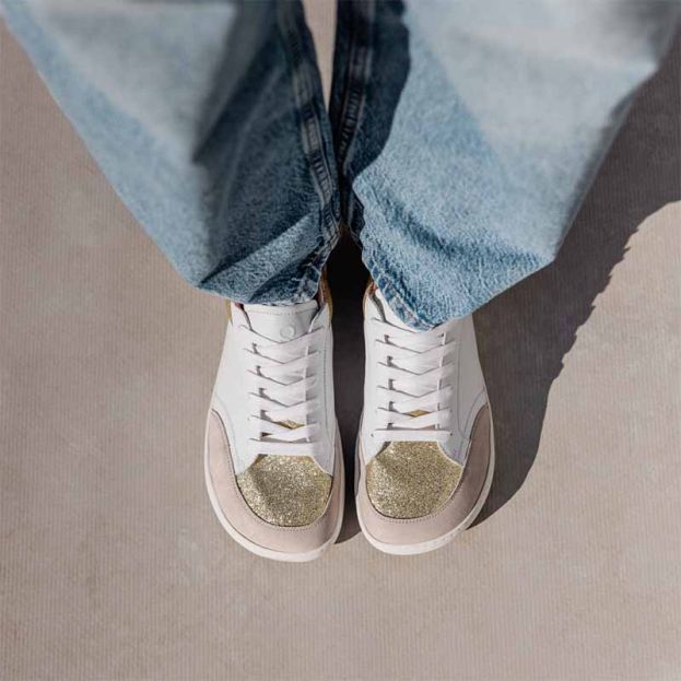 Shapen Charm Sneakers Light Gold