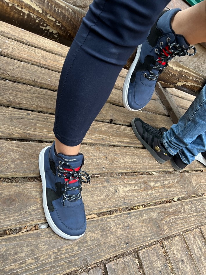 Senior Physiotherapist Nina Curtis Reviews The Be Lenka Barebarics Lynx Sneakers